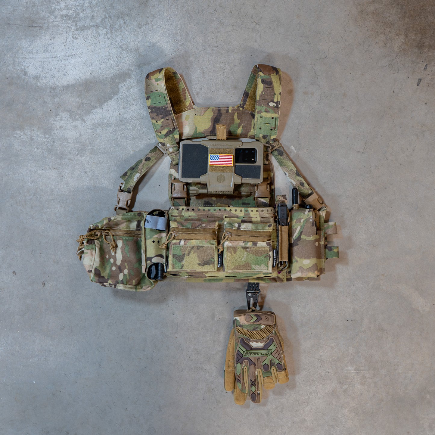 hefty hook on plate carrier