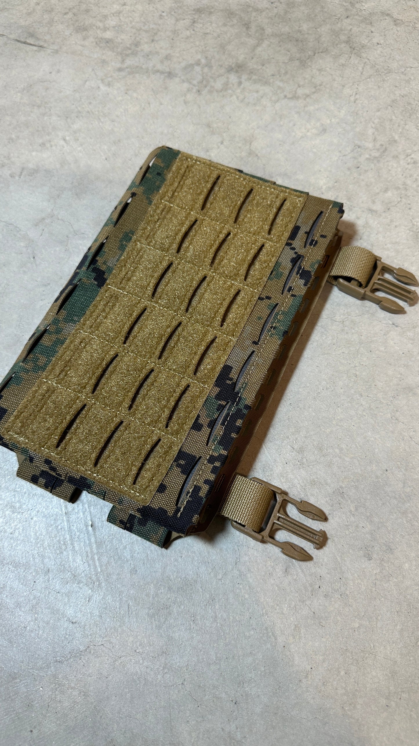 Surus x Hefty Half Chassis Placard (MARPAT)