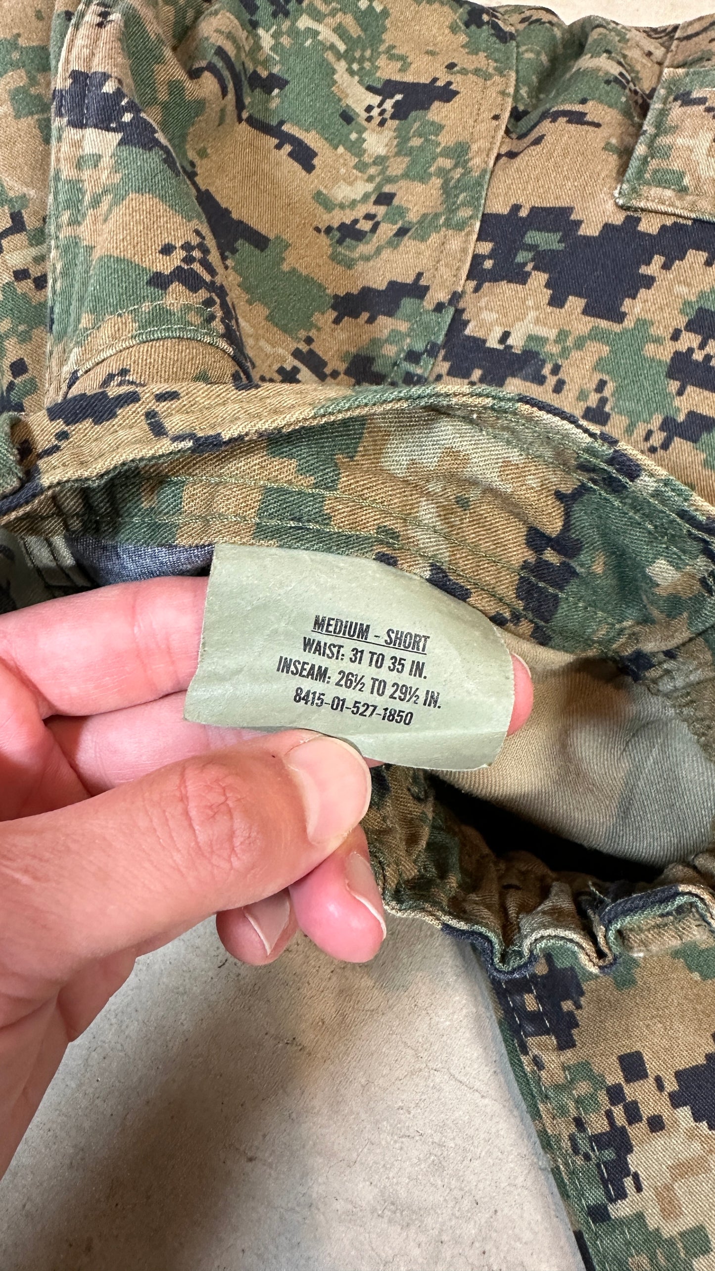 USMC Pants with Knee Pad Mod