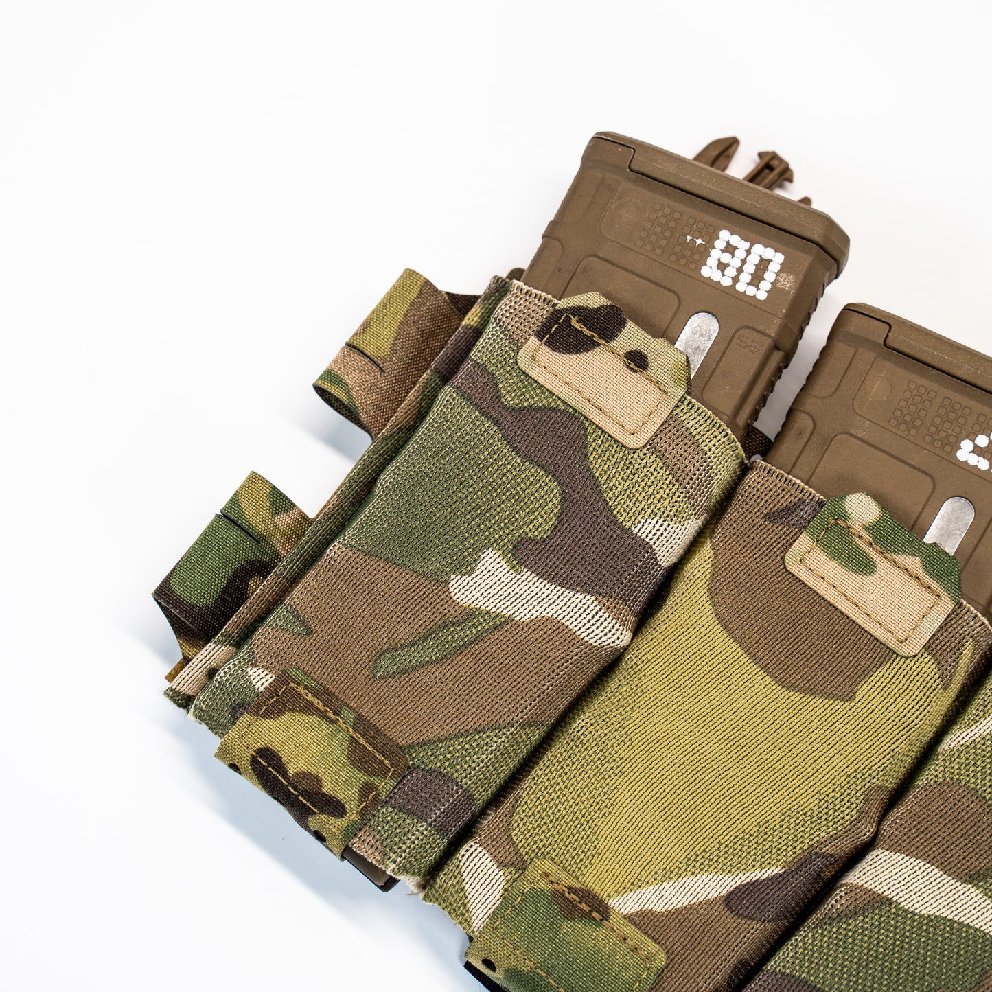 TRIPLE ELASTIC MAGAZINE PLACARD